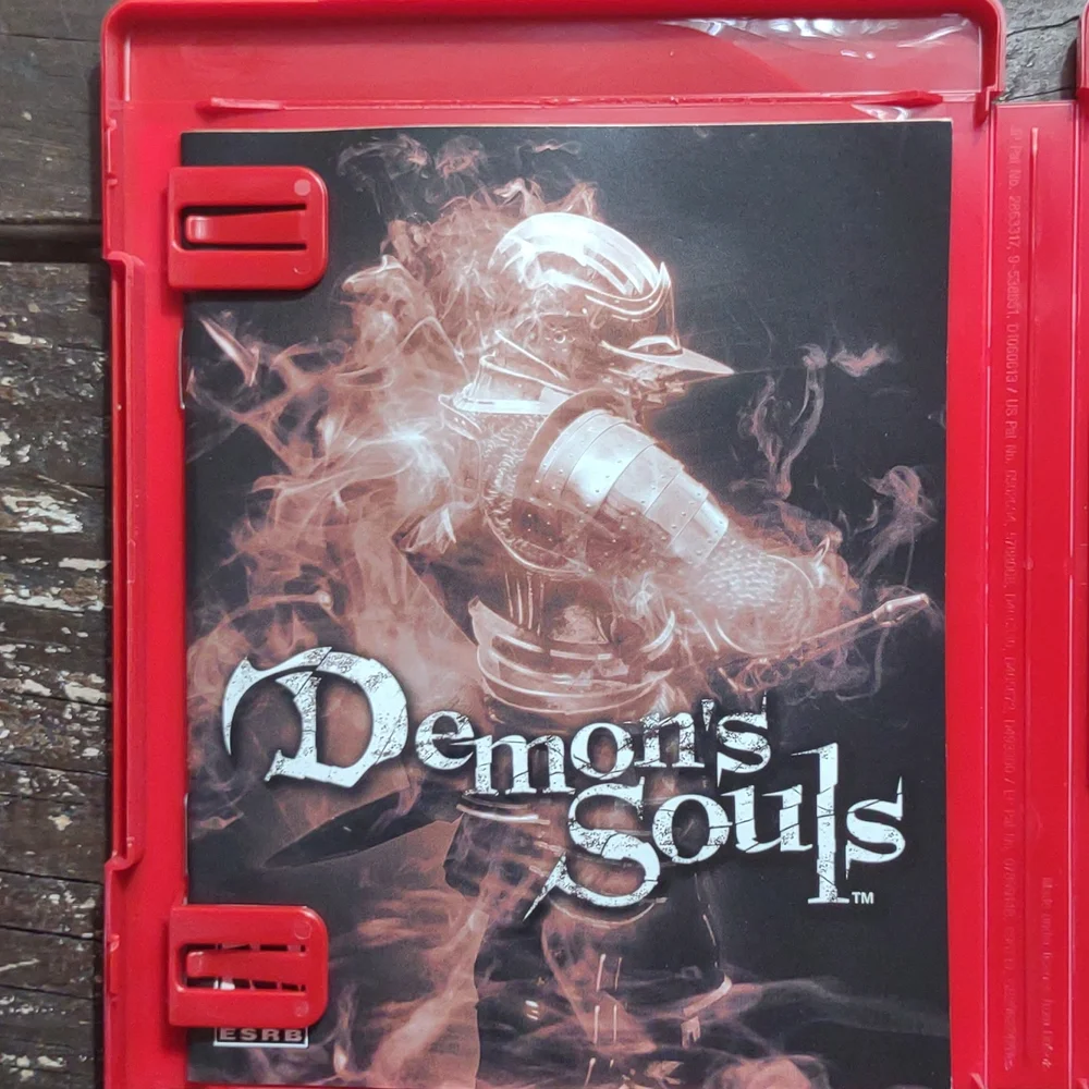 PS3 video game Greatest Hits Demon's Souls. - Picture 4 of 8